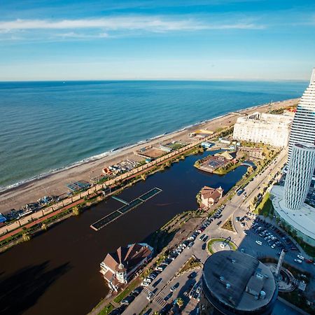 Отель Sea View Orbi Батуми Экстерьер фото